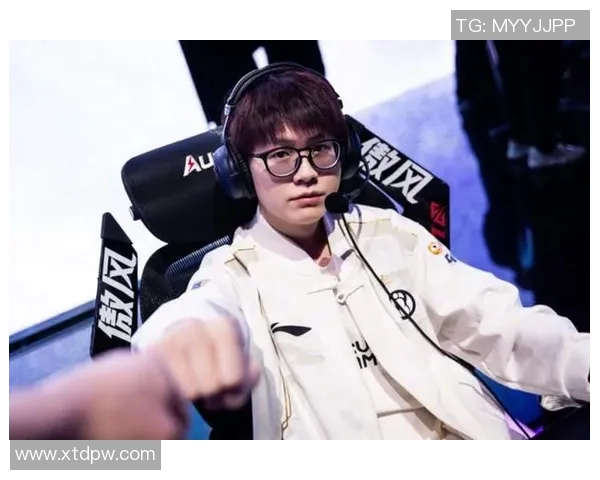 LPL赛场上Meiko与对手的激烈较量展现电竞精神与团队合作的巅峰对决 LPL赛场上Meiko与对手的激烈较量展现电竞精神与团队合作的巅峰对决