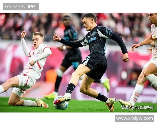 拜仁主场胜利领跑积分榜，德甲霸主彰显实力