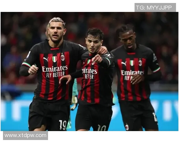 伊布将在下赛季继续留在AC米兰效力：红黑军团的传奇延续