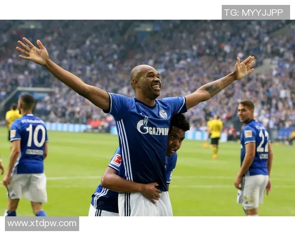 沙尔克04主场强势击败多特蒙德,取得宝贵胜利 沙尔克04主场强势击败多特蒙德,取得宝贵胜利